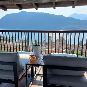 Con Vista - Dosso Lakeview , Sale Marasino Italia